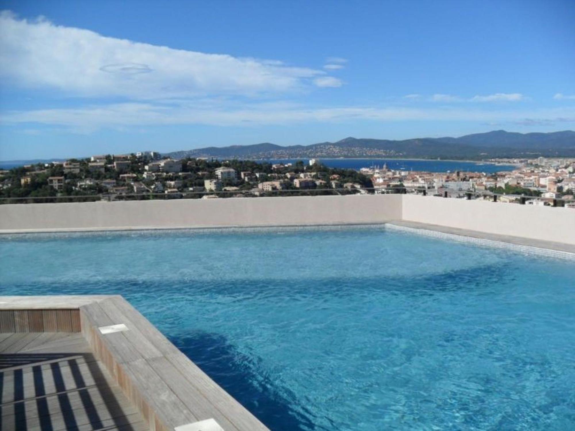 Appt Confort 3 Pieces Avec Terrasse Et Piscine A Saint-Raphael - Fr-1-226A-124 ภายนอก รูปภาพ
